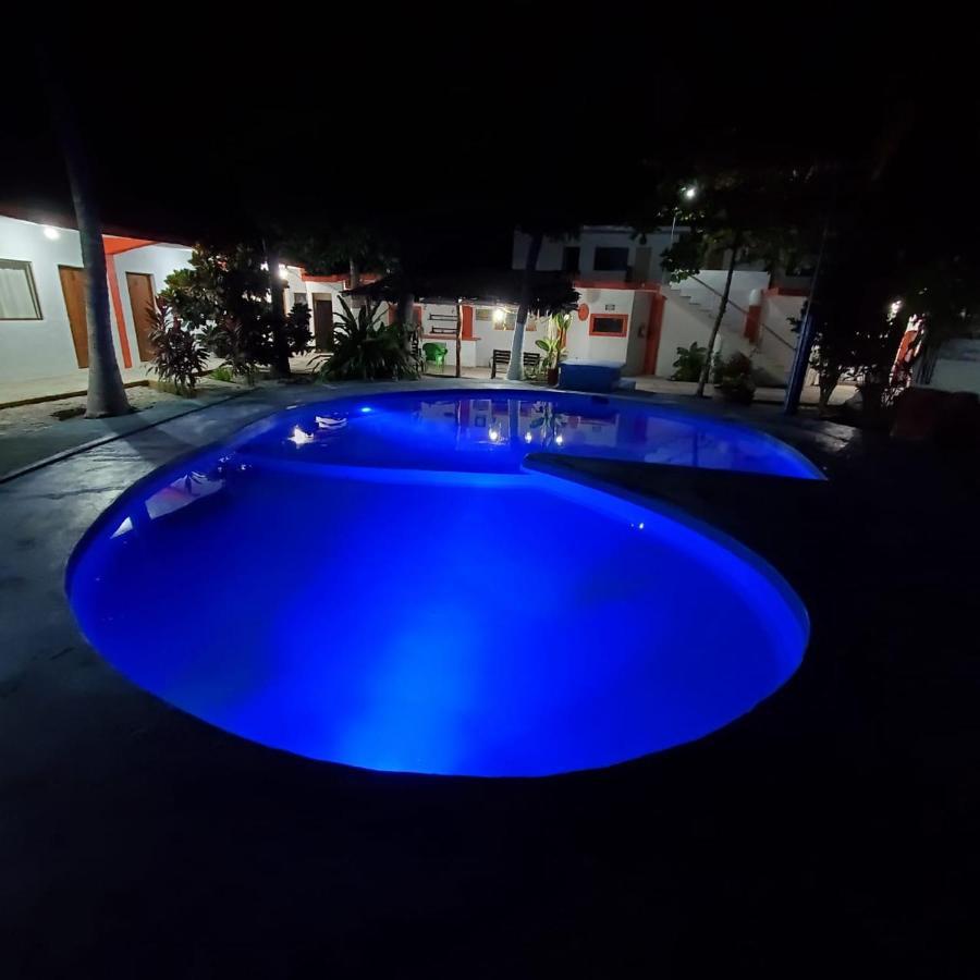 Hotel Oasis Melaque ซาน พาทริชิโอ เมลาเก ภายนอก รูปภาพ